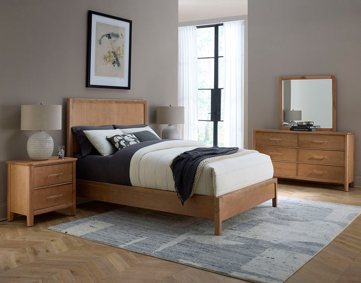 Nordhaven Clear Maple Panel Bedroom Set