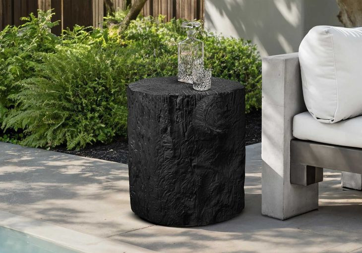 4122 Black Round Accent Table