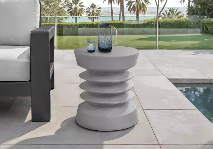 4152 Gray Round Accent Table