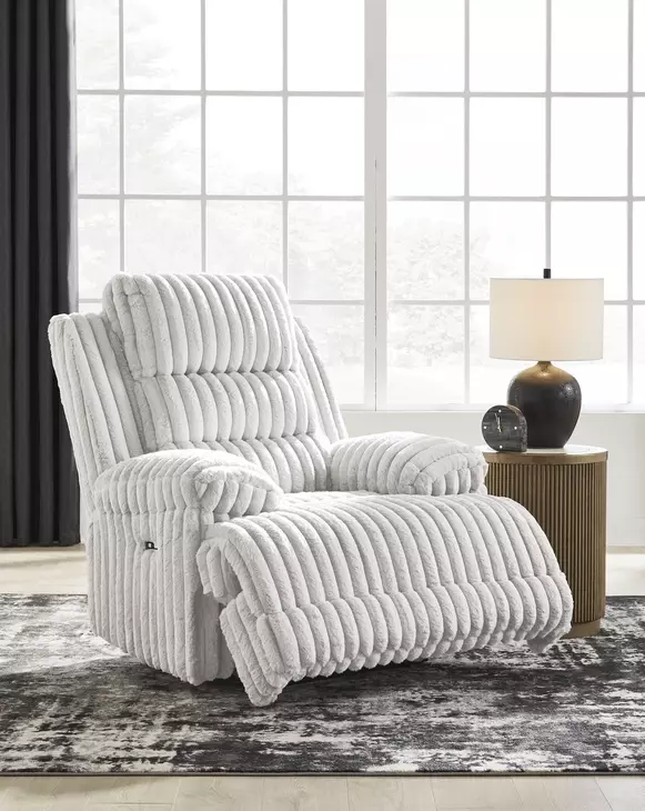 Technique Alloy Power Recliner with USB Charging