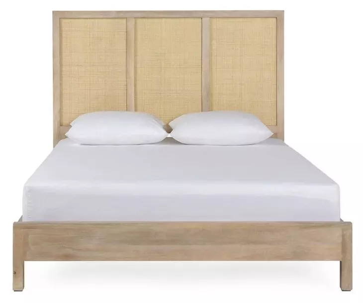 Jensen Meadow Taupe King Panel Bed
