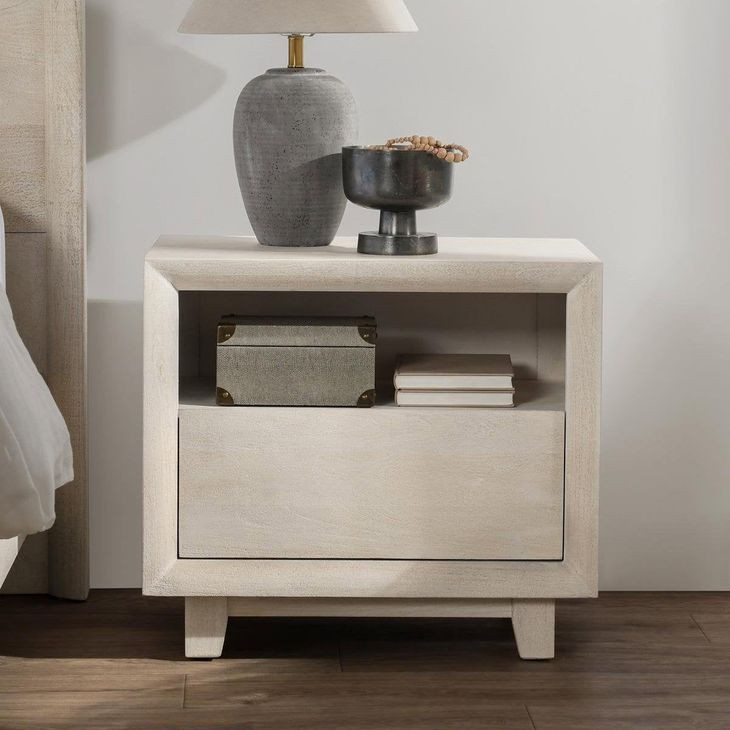 Reece Seashell White 1 Drawer Nightstand