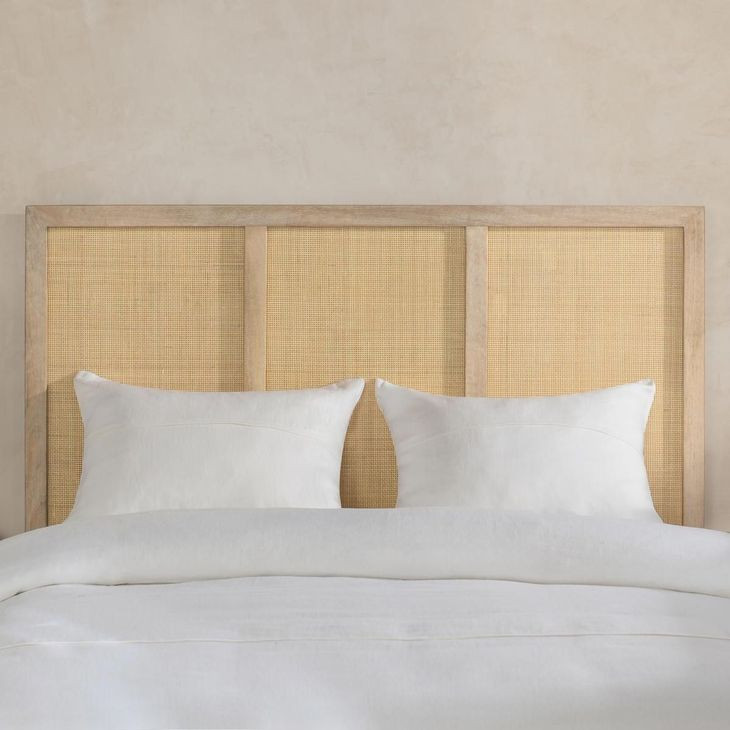 Jensen Meadow Taupe Queen Panel Bed