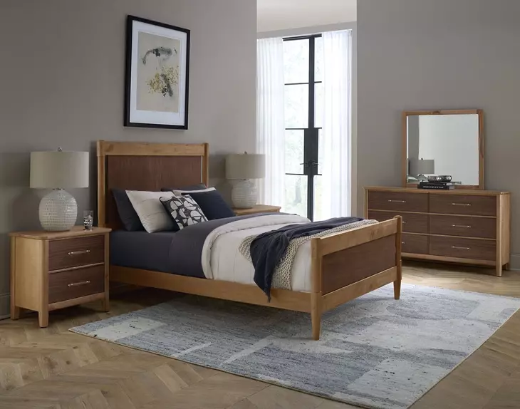 Nordhaven Two Tone Brown King Poster Bed