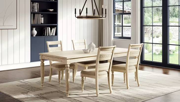 Clover Ridge Whitewash Extendable Dining Table