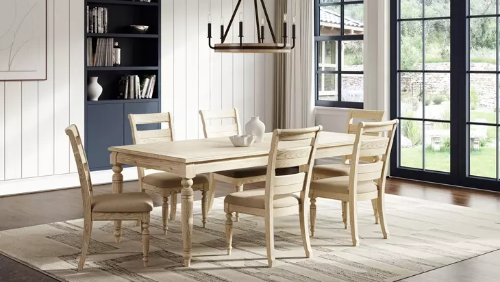 Clover Ridge Whitewash Extendable Dining Room Set