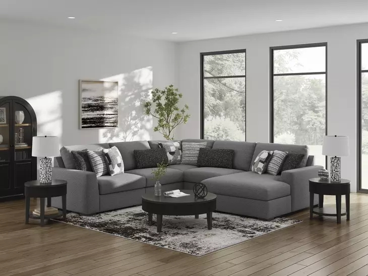 Bealton Salt and Pepper 5 Piece Sectional with RAF Chaise