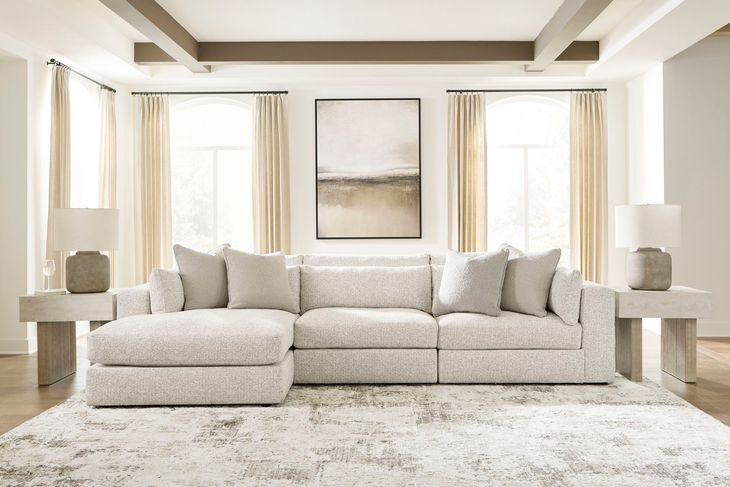 Stonecroft Manor Snowstone 3 Piece Modular Sectional with LAF Chaise and Pillows