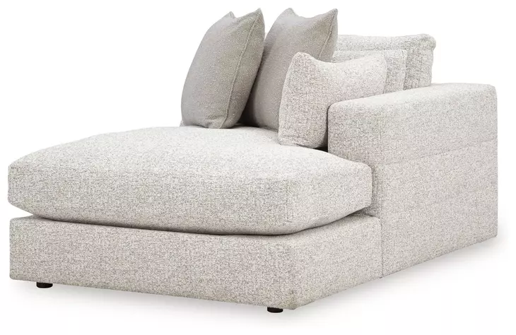 Stonecroft Manor Snowstone 3 Piece Modular Sectional with RAF Chaise and Pillows