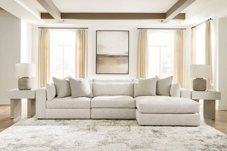 Stonecroft Manor Snowstone 3 Piece Modular Sectional with RAF Chaise and Pillows