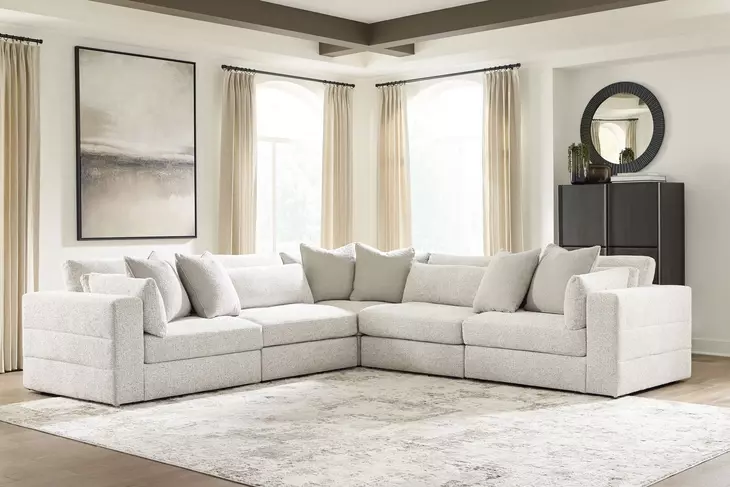 Stonecroft Manor Snowstone 5 Piece Modular Sectional with Pillows