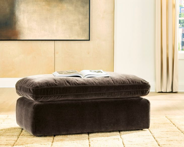 Maxton Heights Bittersweet Upholstered Rectangular Ottoman