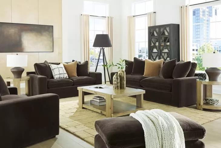 Maxton Heights Bittersweet 99" Sofa