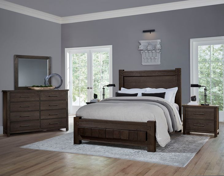 Dovetail Java King Poster Bed with California King Footboard