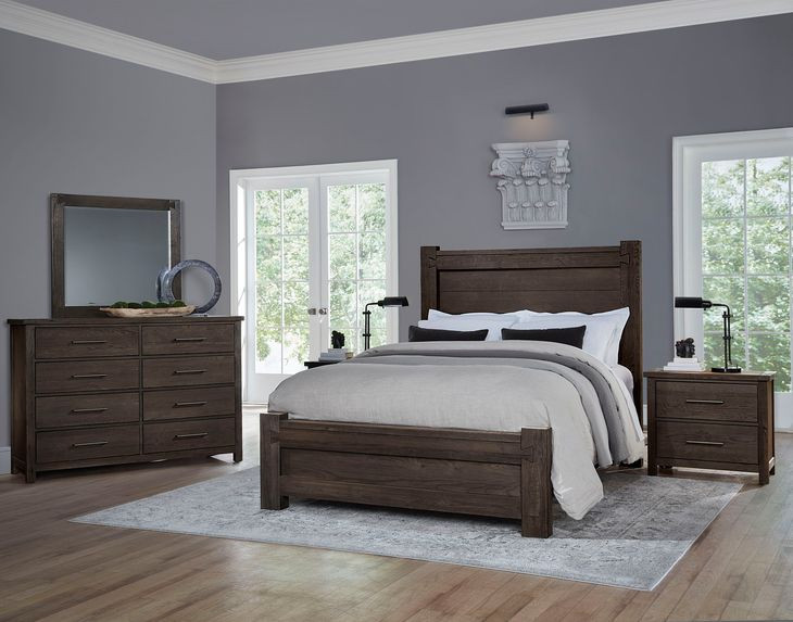 Dovetail Java King Poster Bed with California King Footboard