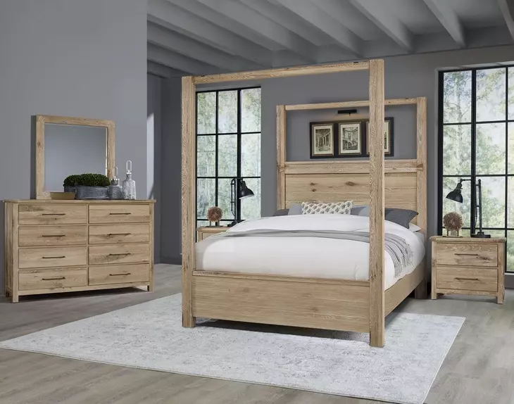 Dovetail Sun Bleached White 8 Drawer Dresser