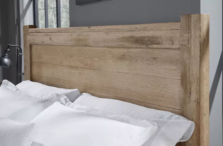 Dovetail Sun Bleached White King Poster Bed