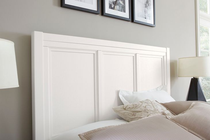 Cool Farmhouse White King Panel Bed