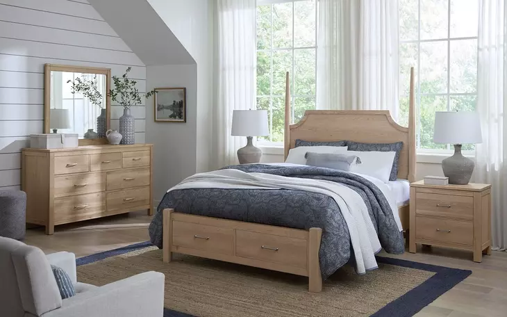 Tide And Timber Clear Oak King Pencil Poster Storage Bed