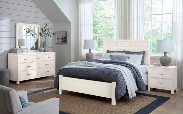 Tide And Timber White Maple Fretwork Panel Bedroom Set