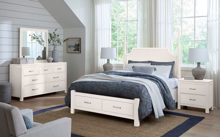 Tide And Timber White Maple Queen Pencil Poster Storage Bed