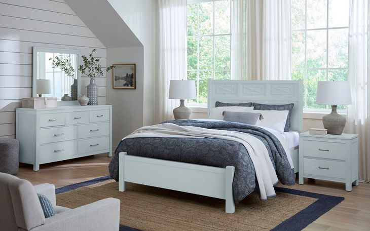 Tide And Timber Blue Maple King Fretwork Panel Bed