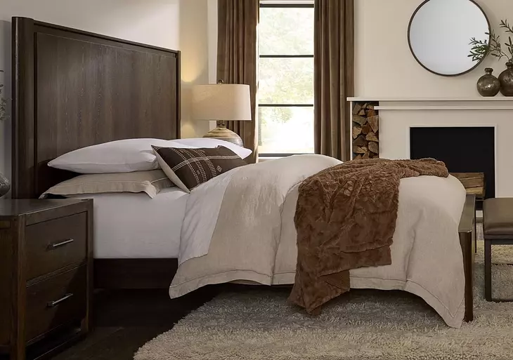 Lodge and Loft Dark Oak Queen Radius Poster Bed