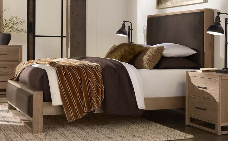 Lodge and Loft Sedona Performance Fabric Queen Upholstered Panel Bed