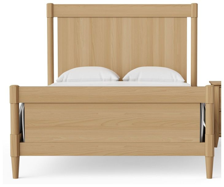 Nordhaven Clear Maple Queen Poster Bed