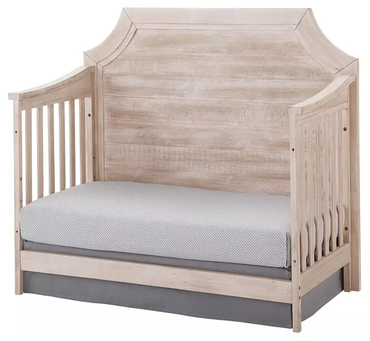Remi Sugarcoat Convertible Clip Crib