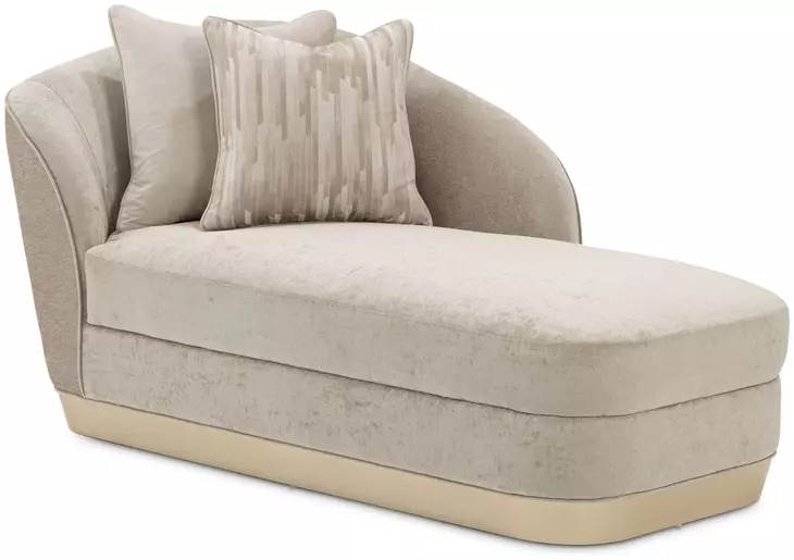 La Rachelle Lustre 72" Chaise
