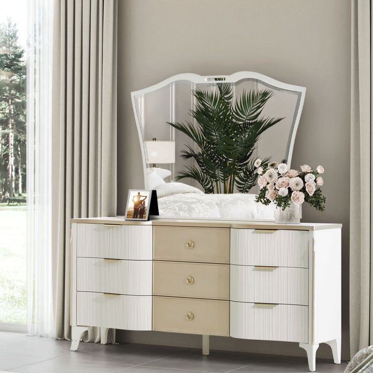 La Marisia Creamy Pearl Dresser Mirror