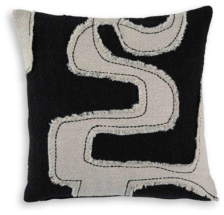 Veerbank Black and Beige Accent Pillow Set of 4