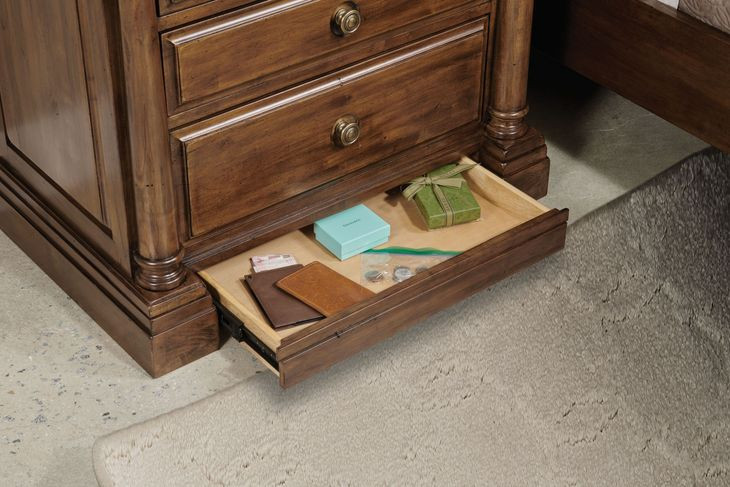 Bridgetown Heritage Maple 4 Drawer Bachelors Chest