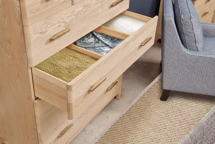 Essence Ash 5 Drawer Chest