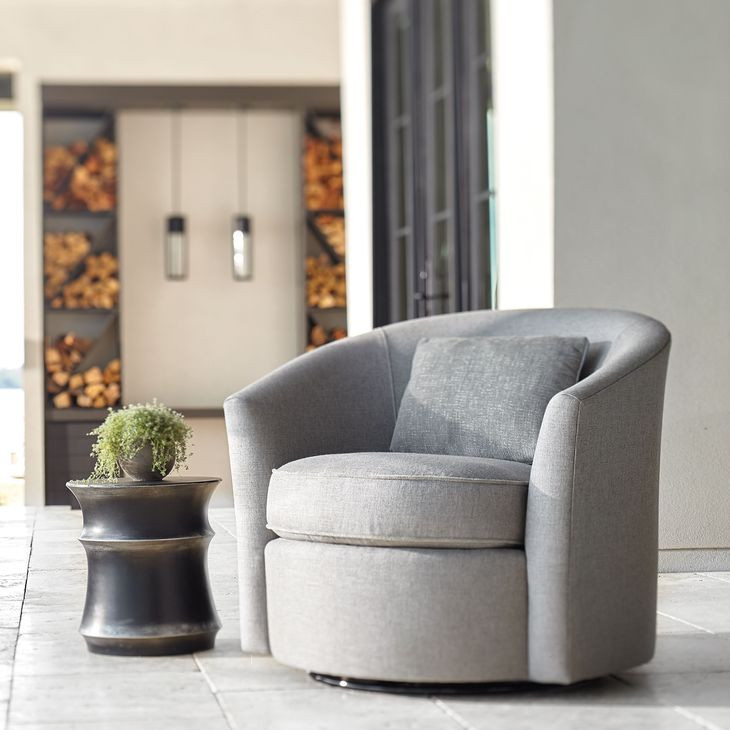 Maya Black And Silver Highlights Outdoor Round Accent Table