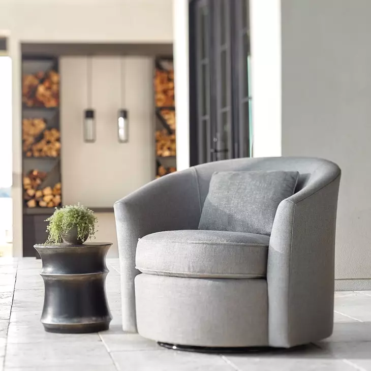 Maya Black And Silver Highlights Outdoor Round Accent Table