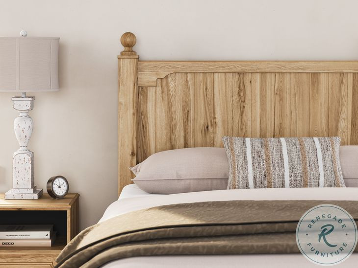 Galletyn Warm Brown Queen Panel Bed