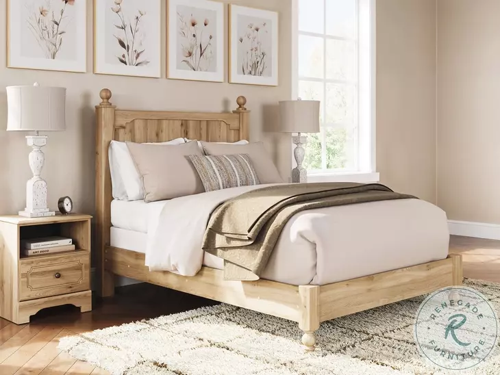 Galletyn Warm Brown Full Panel Bed