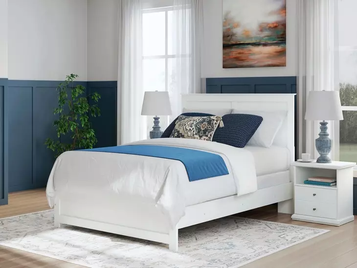 Bostwick Shoals White Panel Bedroom Set