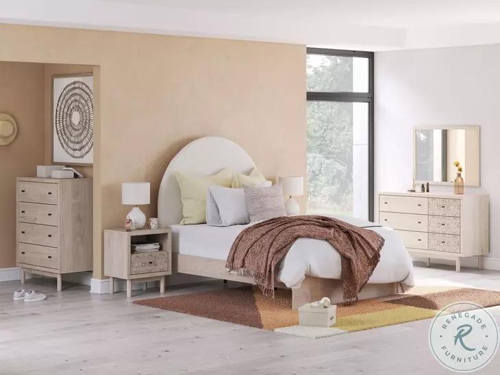 Shapella Tan And White Full Upholstered Panel Bed