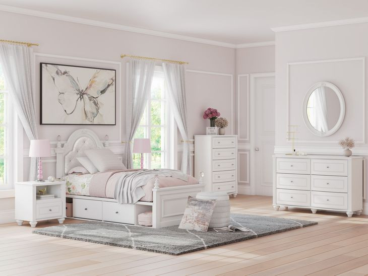 Trindura Matte White 6 Drawer Dresser
