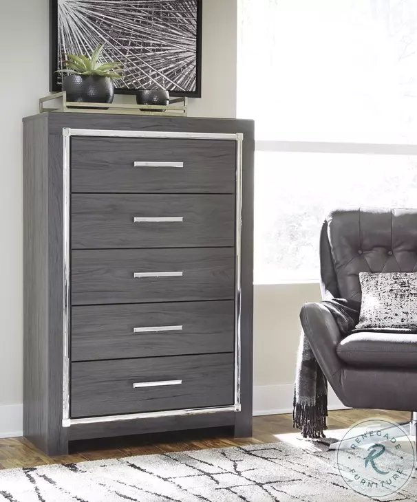 Lodanna Gray 5 Drawer Chest