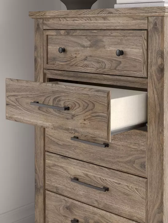 Keithland Brown 5 Drawer Chest