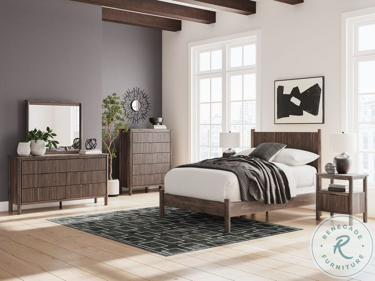 Cadmori Brown Full Panel Bed