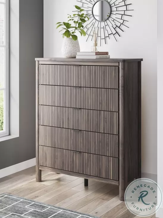 Cadmori Brown Wide 5 Drawer Chest