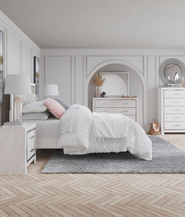 Altyra White 6 Drawer Dresser and Rectangular Mirror