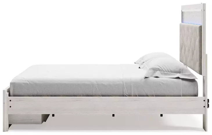 Altyra White King Platform Storage Bed