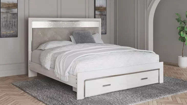 Altyra White King Platform Storage Bed