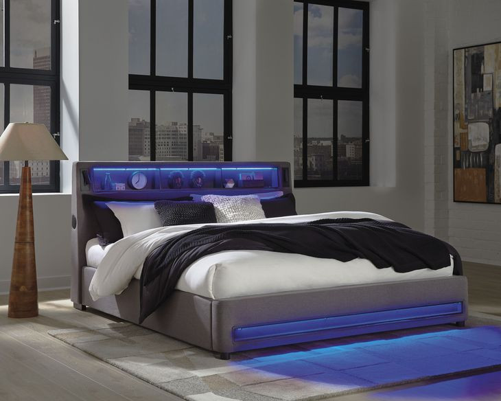 Wronske Gray King Upholstered Bed